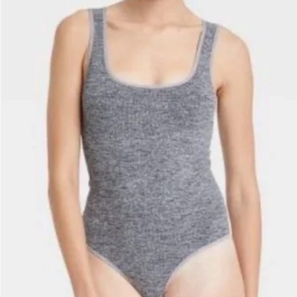 Colsie SEAMLESS Gray Bodysuit